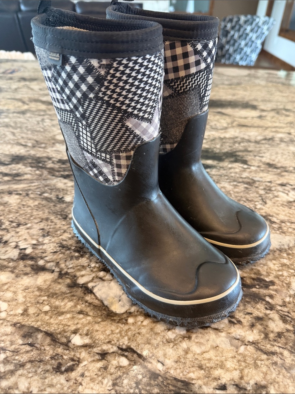 Kids waterproof boots